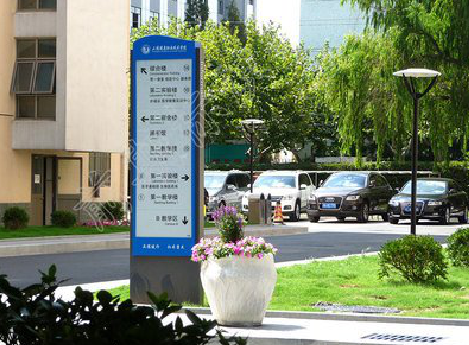  延津县哪些因素影响宣传栏的制作？